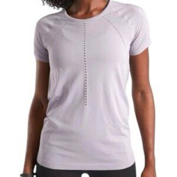 Athleta foothill short sleeve top in light lilac size Medium - Picture 1 of 6